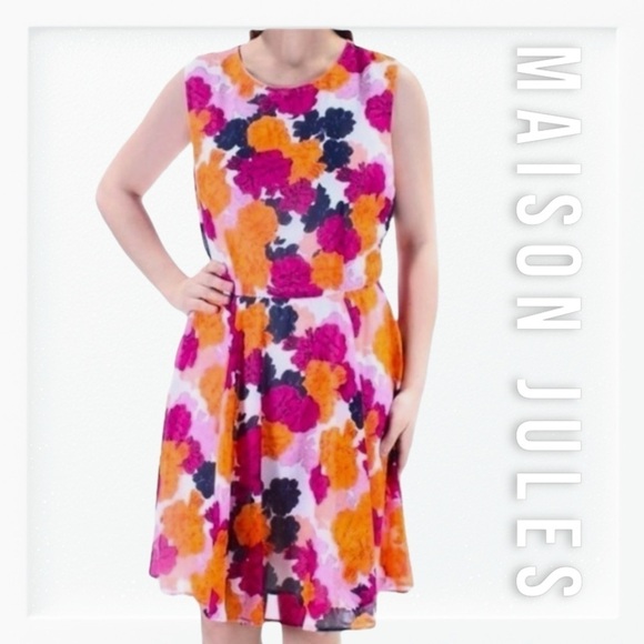 NWT Maison Jules Floral Fit and Flare Dress sz M - Picture 1 of 14